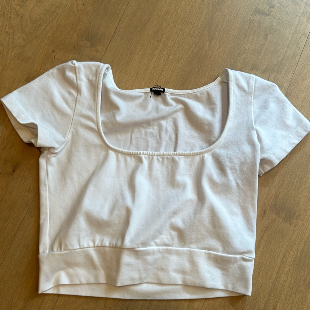 Monrow fitted crop tee